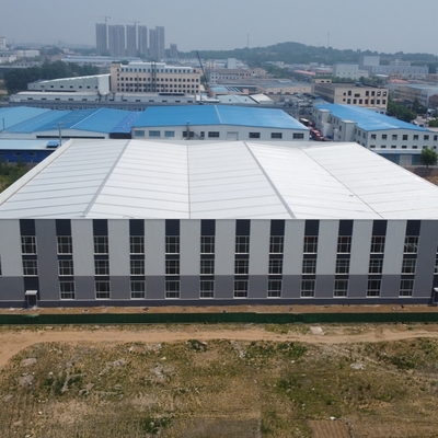 อาคารโกดังเหล็ก Prefab Q235B Q355B กรอบ H-Section