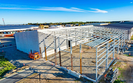 ประเทศจีน โครงสร้างอุตสาหกรรม Prefab โกดัง คุณภาพสูง สร้างตามความต้องการสําหรับการเก็บ