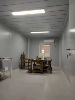 บ้านคอนเทนเนอร์ Prefab เหล็กเหล็กกระปุก กันไฟ 25 ปี ชีวิต