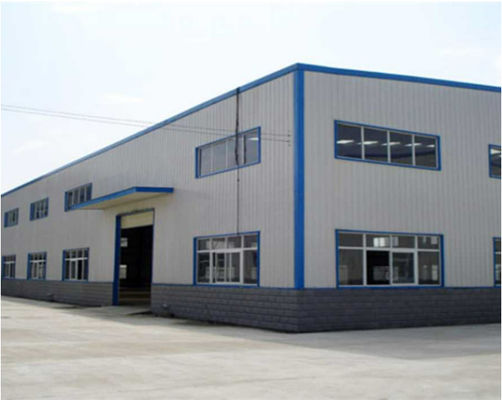 H ภาค Steel Prefab อาคารคลังสินค้า รุ่น Hot Rolled โกลาปานิเคราะห์เศรษฐกิจอุตสาหกรรม น้ําหนักเบา