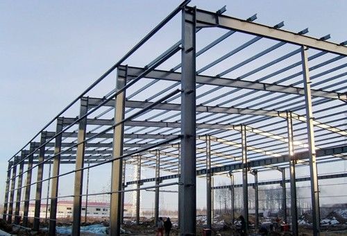 ความแข็งแรงสูง กันแผ่นดินไหว Prefabricated Wide Span Design โครงสร้างเหล็ก Frame Steel Prefab Building Workshop