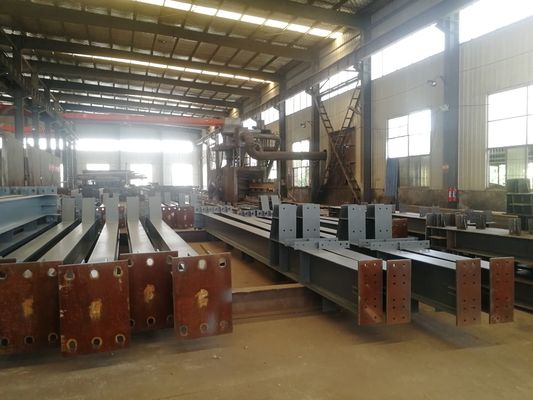 Alkyd / Epoxy painted / Galvanized Steel Structure Members GB UB มาตรฐาน ASTM