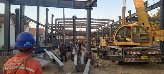 โครงสร้างขนาดใหญ่ Prefab / Prefabricated อาคาร โครงสร้างเหล็ก โกดัง โลหะเหล็ก Q235/Q355 H ส่วนกรอบโรงงาน