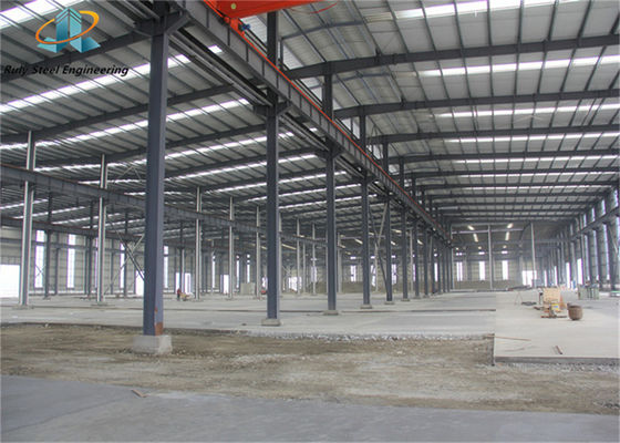 โครงสร้างพื้นที่ทันสมัยที่กําหนดเอง โครงสร้างเหล็ก Prefab โรงงาน Prefabricated