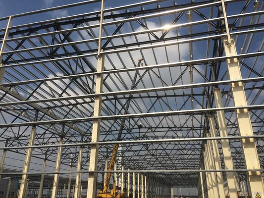 โครงสร้างกรอบเหล็กช่างเรียบง่าย การประกอบ โครงสร้างโลหะ corrugated โครงสร้างเหล็ก โกดัง