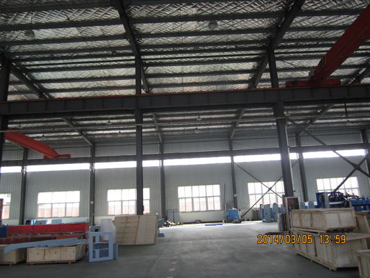 โครงสร้างกรอบเหล็กช่างเรียบง่าย การประกอบ โครงสร้างโลหะ corrugated โครงสร้างเหล็ก โกดัง
