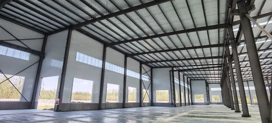 โครงสร้างสแตนเลสที่แข็งแรง Prefab โครงสร้างโลหะ Prefab โกดัง