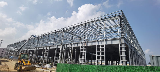 โครงสร้างเหล็กกระปุกแข็ง โครงสร้างโลหะ Prefab อายุการใช้งานยาว