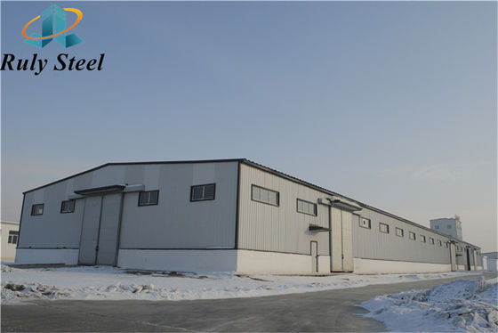 H-Section Steel Poultry House Prefab โลหะโครงสร้างสแตนเลส CE