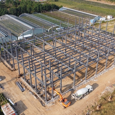 อาคารโกดังเหล็ก Prefab Q235B Q355B กรอบ H-Section