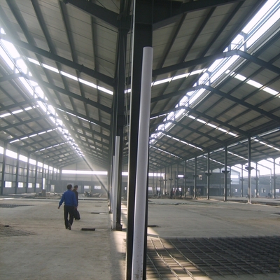 อาคารโครงสร้างเหล็กแบบ Prefab พร้อมขั้ว H-Section และแผ่นแซนด์วิช