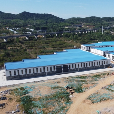 อาคารโครงสร้างเหล็ก Prefab ที่มีอายุการใช้งาน 50 ปี ได้รับการรับรอง CE