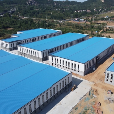 โรงงานสร้างโครงสร้างเหล็ก Prefab สามารถปรับปรุงอายุการใช้งาน 50 ปี