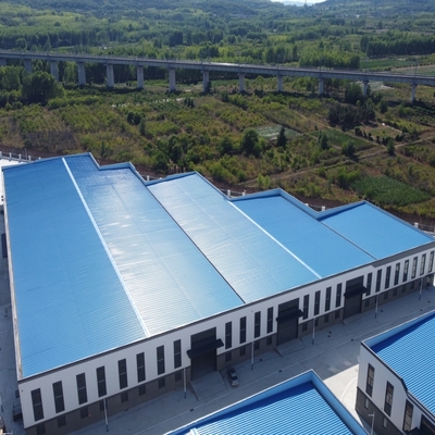 อาคารโครงสร้างเหล็ก Prefab ที่มีอายุการใช้งาน 50 ปี ได้รับการรับรอง CE