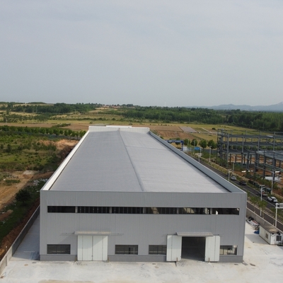 โครงสร้างเหล็ก Prefabricated Custom Warehouse Q355 ราง H-Section