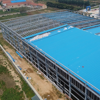 คลังสินค้าโครงสร้างเหล็ก Prefab กับ H-Section Beams อายุการใช้งาน 50 ปี