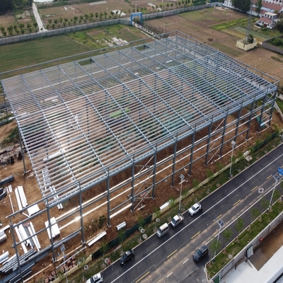 โครงสร้างเหล็ก Prefabricated Custom Warehouse Q355 ราง H-Section