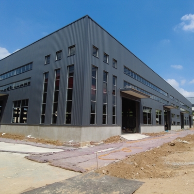 Q355B โรงงานโครงสร้างเหล็กที่มีผนังหิน Sa 2.5