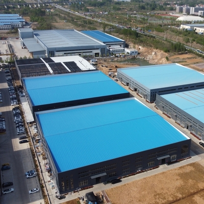 อาคารโรงงานเหล็กสำเร็จรูปพร้อมอายุการใช้งาน 50 ปี