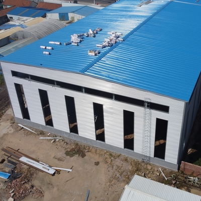 โกดังโครงสร้างเหล็ก Prefab ด้วยกรอบ H-Section Q235B Q355B