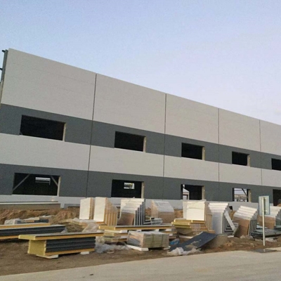 อาคารโครงสร้างสแตนเลส Prefab สําหรับโกดัง โรงงานศูนย์การค้า CE รับรอง
