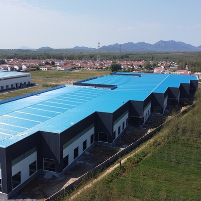 อาคารโครงสร้างเหล็ก Prefab ที่มีอายุการใช้งาน 50 ปี ได้รับการรับรอง CE