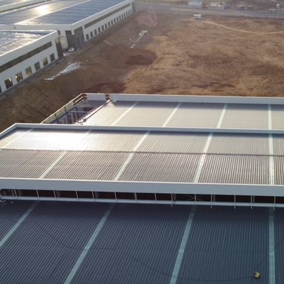 โรงงานโกดังโครงสร้างสแตนเลส Prefab ที่มีอายุการใช้งาน 50 ปี