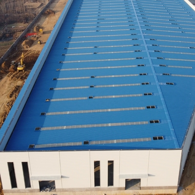 11m โกดังโครงสร้างเหล็ก Pre-engineered กับ H-Section Beams