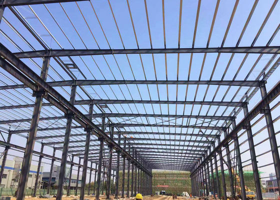 โกดังโครงสร้างเหล็ก Q235B Q355B อายุการใช้งาน 50 ปี