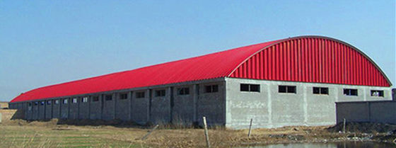 โครงสร้างกรอบเหล็ก Prefab สําหรับเครื่องจักรการเกษตร Q235B Q355B