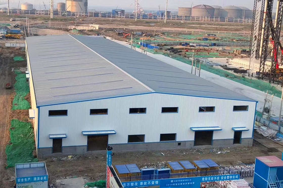 อาคารคลังสินค้าเหล็กแบบ Prefab พร้อมแผ่นเคลือบเหล็ก